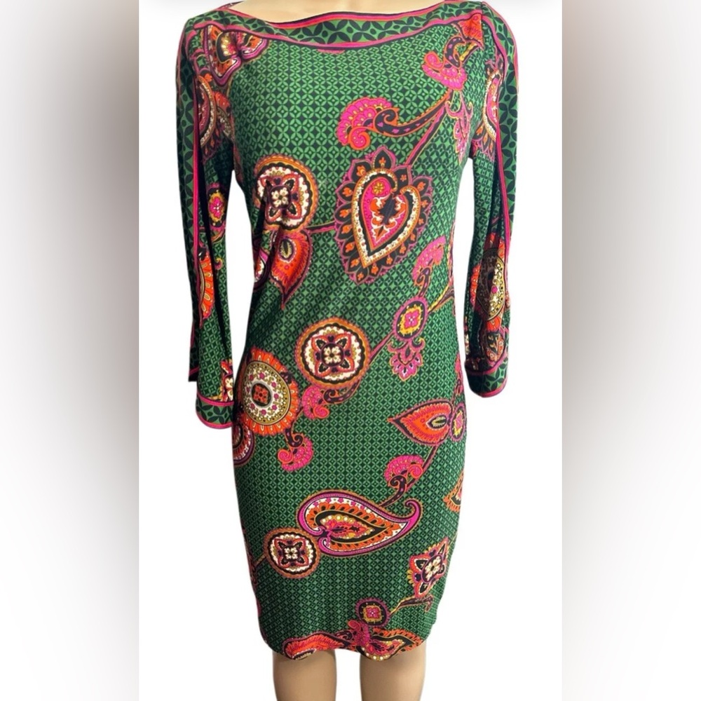 Trina Turk Boatneck Shift Dress ~ Size 0 ~ Dark Green Pink Orange Paisley Print